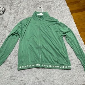 Underarmour jacket size large